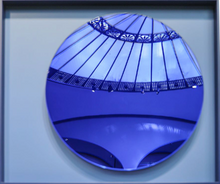 Charger l'image dans la galerie, Reda Amalou, Miroir Blue Moon