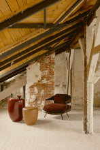 Charger l'image dans la galerie, Reda Amalou, Table d'appoint DOT, laque brillante