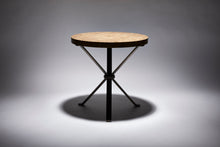 Charger l'image dans la galerie, Reda Amalou, Uma Table