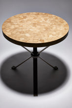 Charger l'image dans la galerie, Reda Amalou, Uma Table
