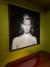 Load image into Gallery viewer, Batik, Kate Moss
